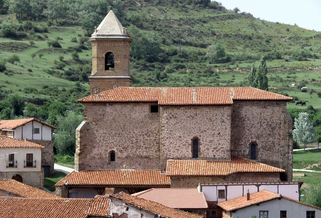 muro en cameros iglesia